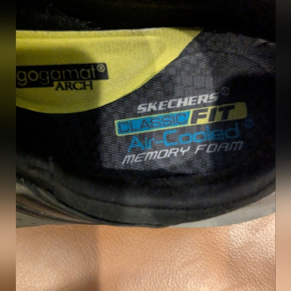 Skechers Black & Gray Men's Slip On Sneakers Size 8 - Picture 8 of 13